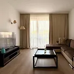 Royal - Modern & Private In Center Sunny Aparthotel Slantschew brjag