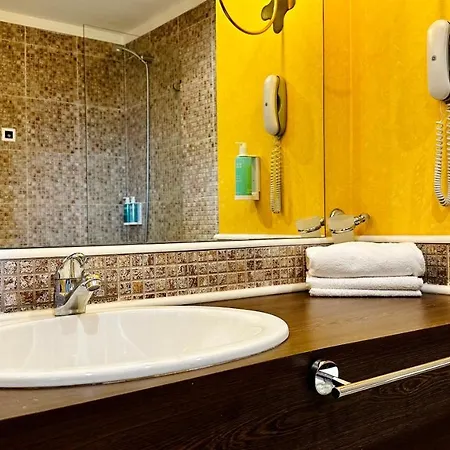 מלון דירות Royal - Modern & Private In Center Sunny 4*