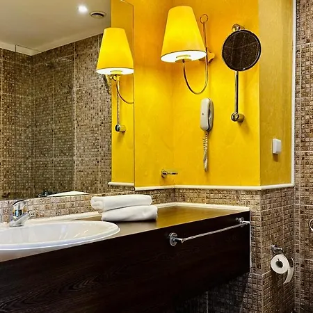 Royal - Modern & Private In Center Sunny Apartmanhotel Napospart