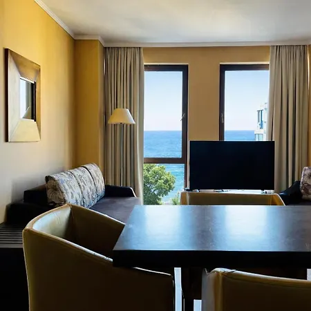 公寓式酒店 Royal - Modern & Private In Center Sunny 4*
