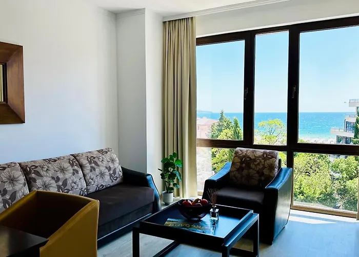 Royal - Modern & Private In Center Sunny Aparthotel Slantschew brjag