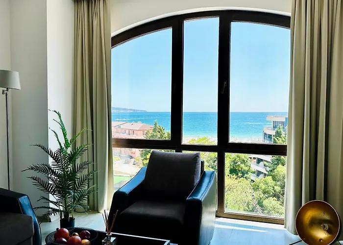 شقة فندقية Royal - Modern & Private In Center Sunny ساني بيتش