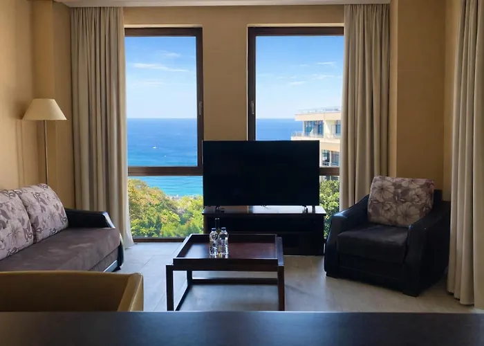 Royal - Modern & Private In Center Sunny شقة فندقية ساني بيتش