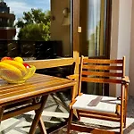 Royal - Modern & Private In Center Sunny Aparthotel