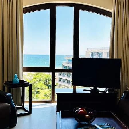 Royal - Modern & Private In Center Sunny Hotel de apartamente