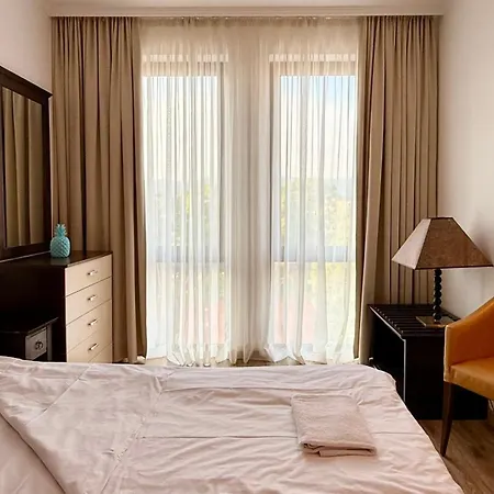 Aparthotel Royal - Modern & Private In Center Sunny