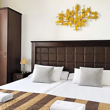 Royal - Modern & Private In Center Sunny Apartmanhotel Napospart