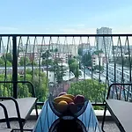 Royal - Modern & Private In Center Sunny Apartahotel 4*