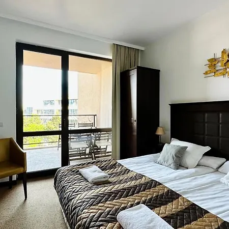 Royal - Modern & Private In Center Sunny Slăntjev Brjag