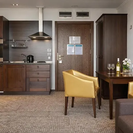 Royal - Modern & Private In Center Sunny Apart Otel Sunny Beach