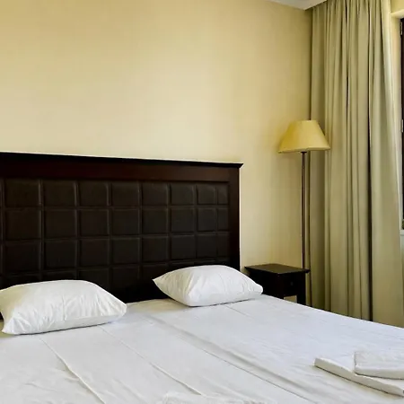 Apart Otel Royal - Modern & Private In Center Sunny 4*