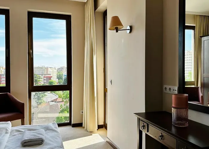 Апартхотел Royal - Modern & Private In Center Sunny